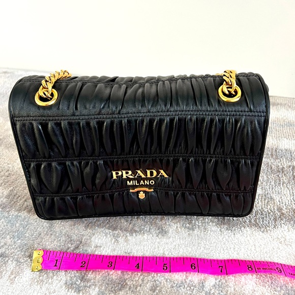 *SOLD* Authentic Prada purse flap crossbody Nappa Gaufre *SOLD* - Picture 1 of 5